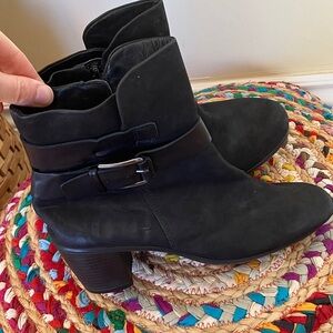 Ecco Leather Black Ankle Boots